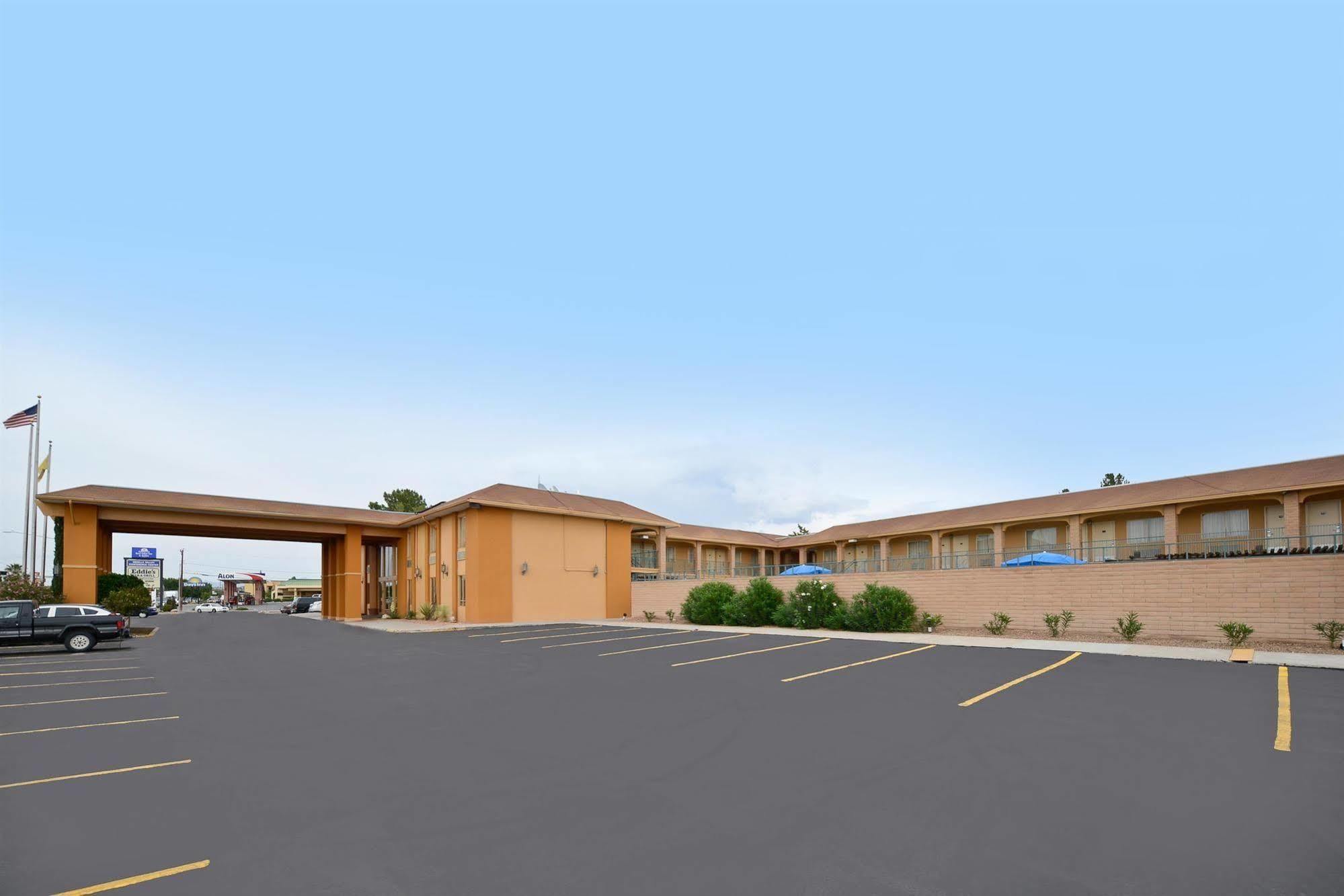 Mesilla Valley Days Inn & Suites Las Cruces Buitenkant foto